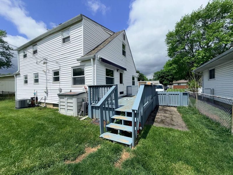 1437 Matthias Drive , Columbus, OH 43224 Photo 7