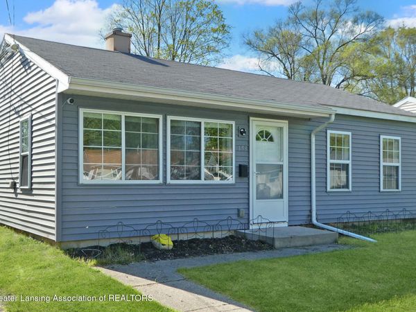 153 N Woodlawn Avenue, Battle Creek, MI 49037