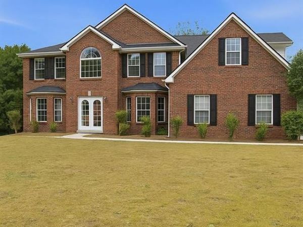 1592 Rogers Crossing Drive, Lithonia, GA 30058