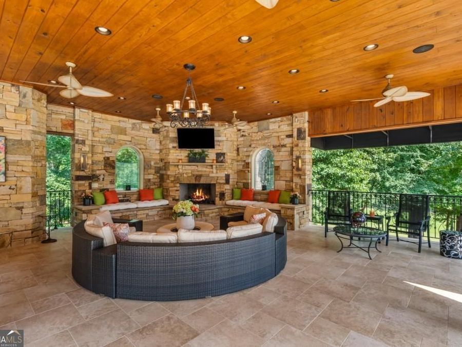 Property Image 81