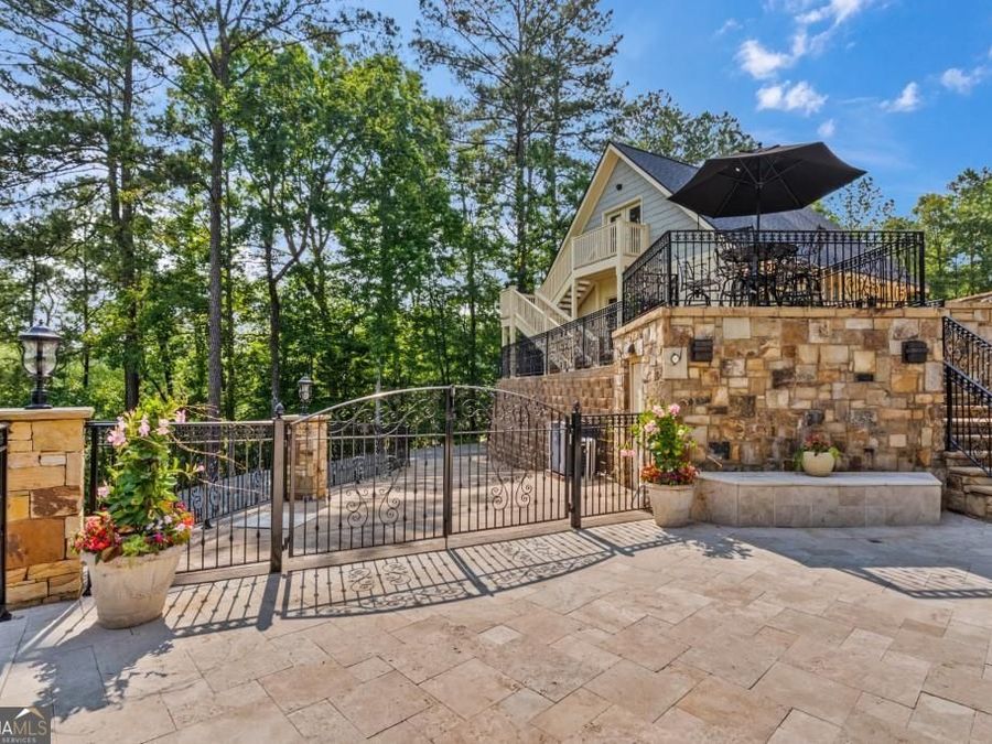 Property Image 95