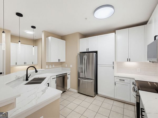 400 NW 17th Street, Unit 2322, Atlanta, GA 30363