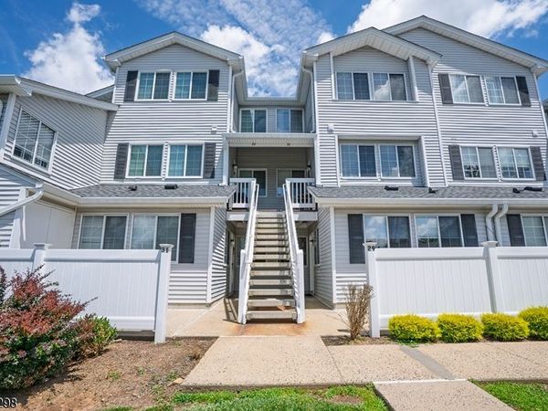 29 Cheswich Court Ondo, Bedminster, NJ 07921