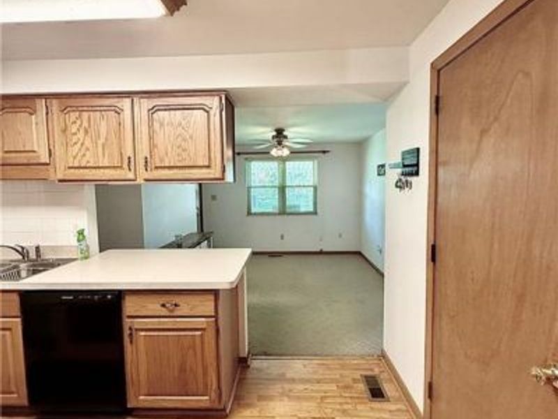 918 Hile Lane, Englewood, OH 45322 Photo 4