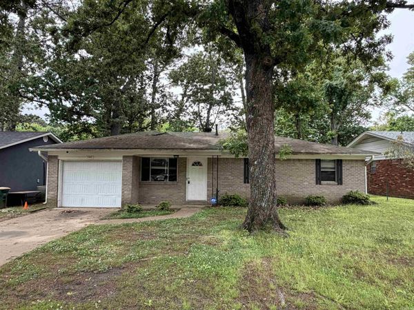 7411 Ember Lane , Little Rock, AR 72209