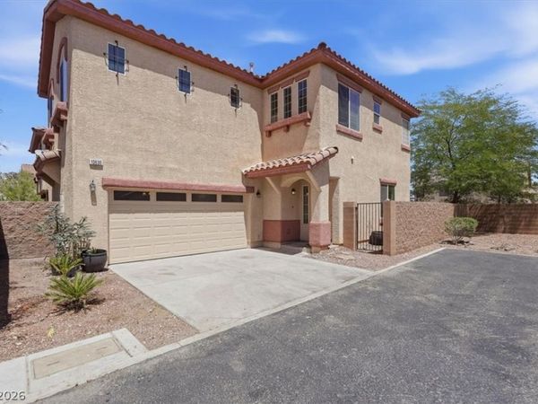 10630 Lessona Street , Las Vegas, NV 89141