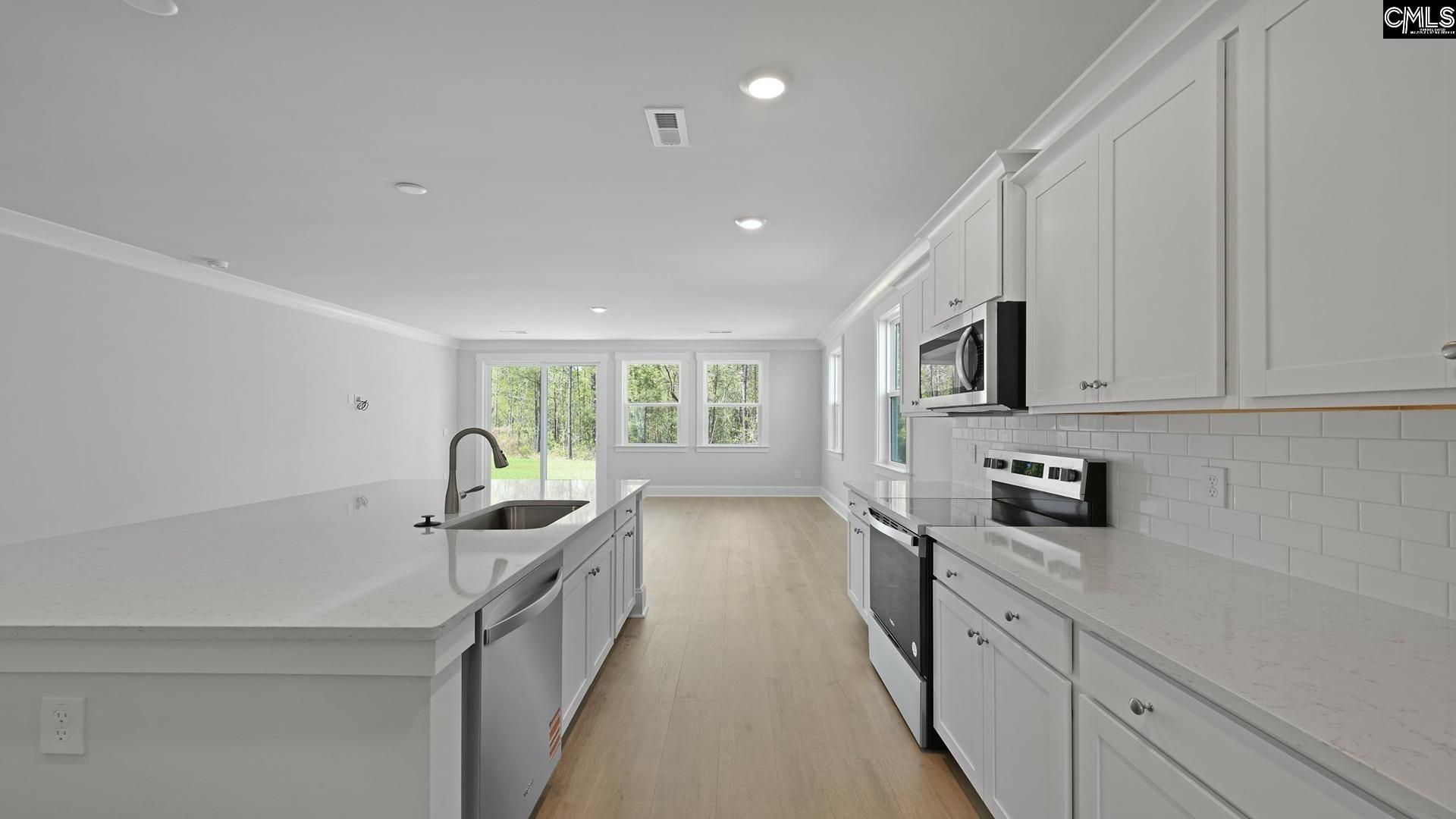 241 Livingston Woods Drive  Photo 10