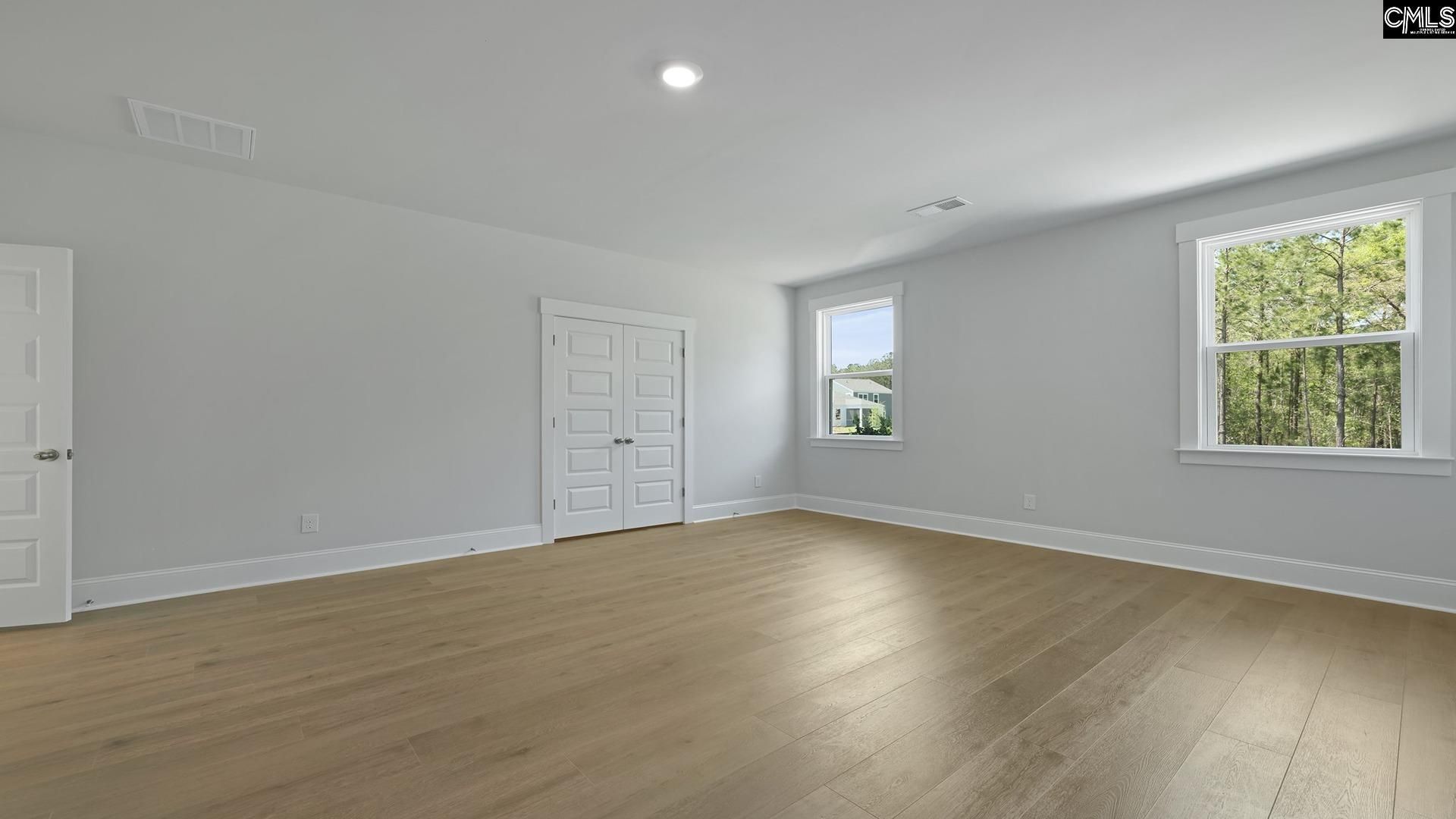 241 Livingston Woods Drive  Photo 16