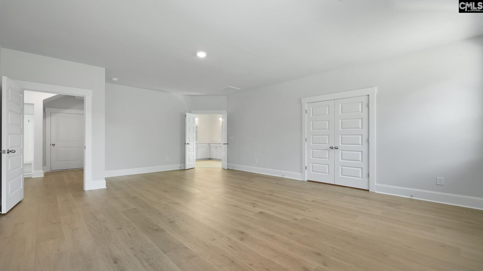 241 Livingston Woods Drive  Photo 17