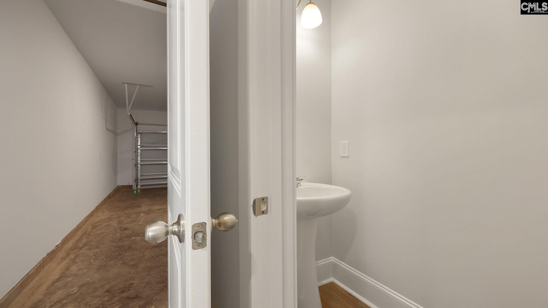 241 Livingston Woods Drive  Photo 23