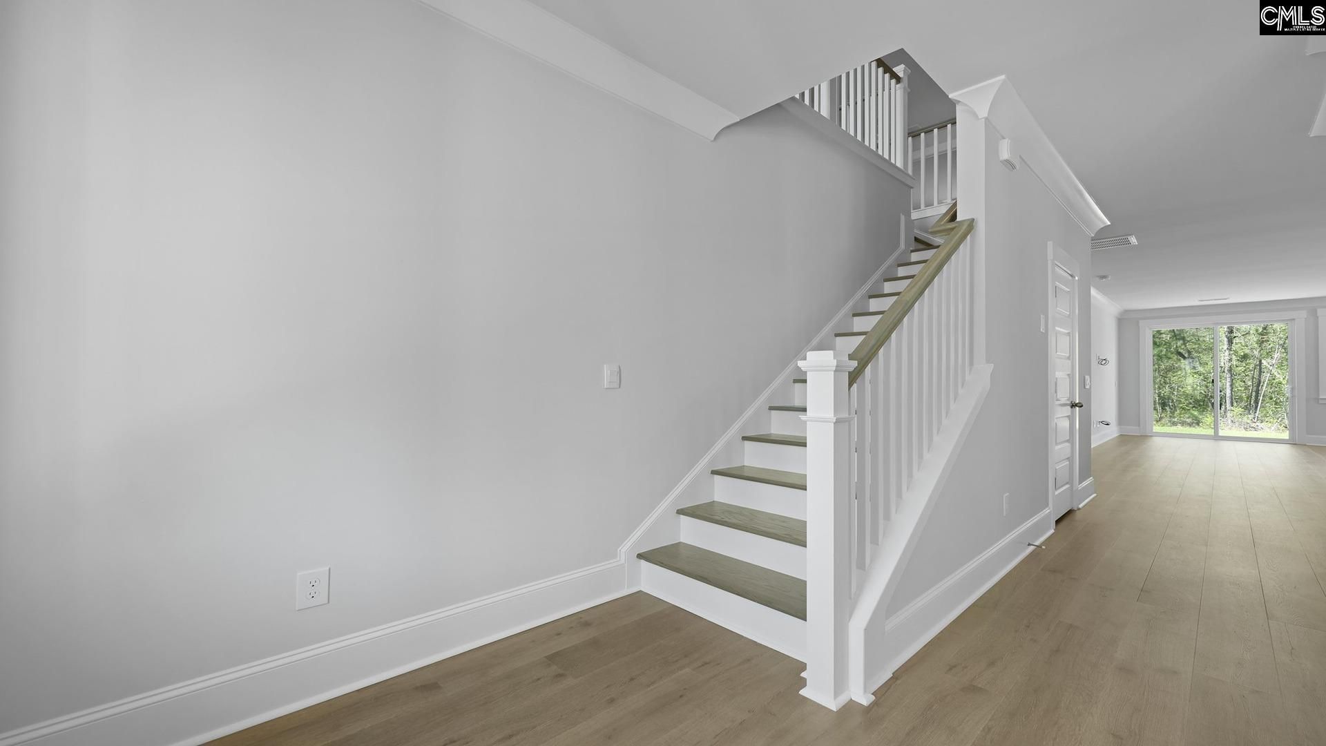 241 Livingston Woods Drive  Photo 24