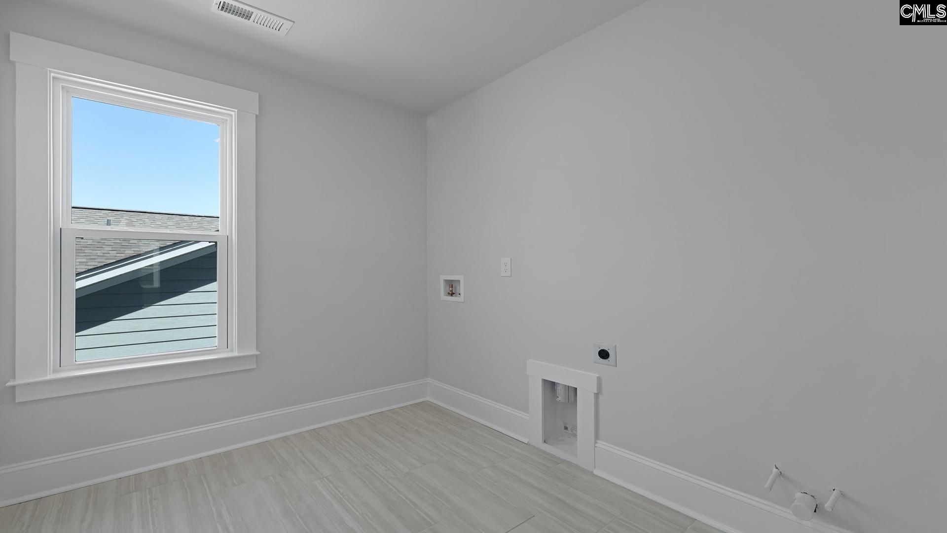 241 Livingston Woods Drive  Photo 37