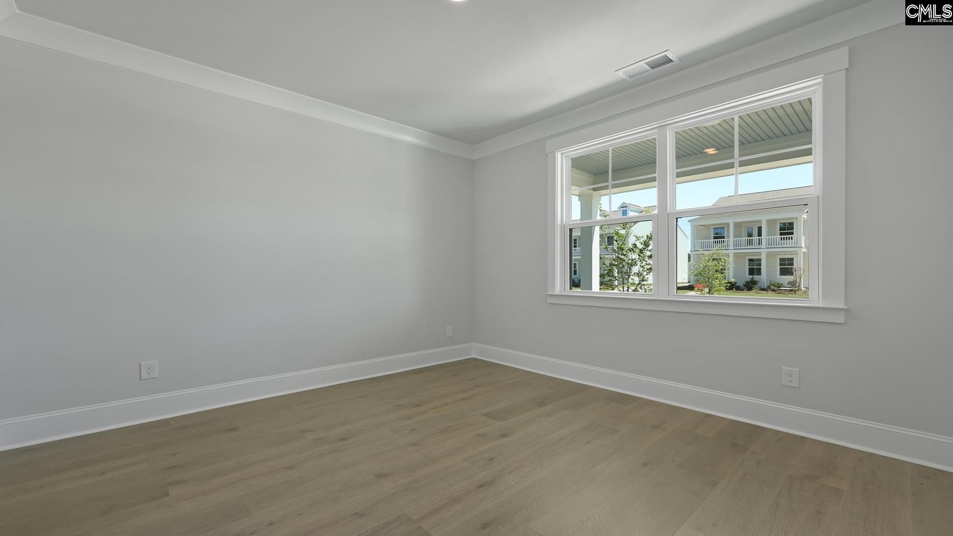 241 Livingston Woods Drive  Photo 4