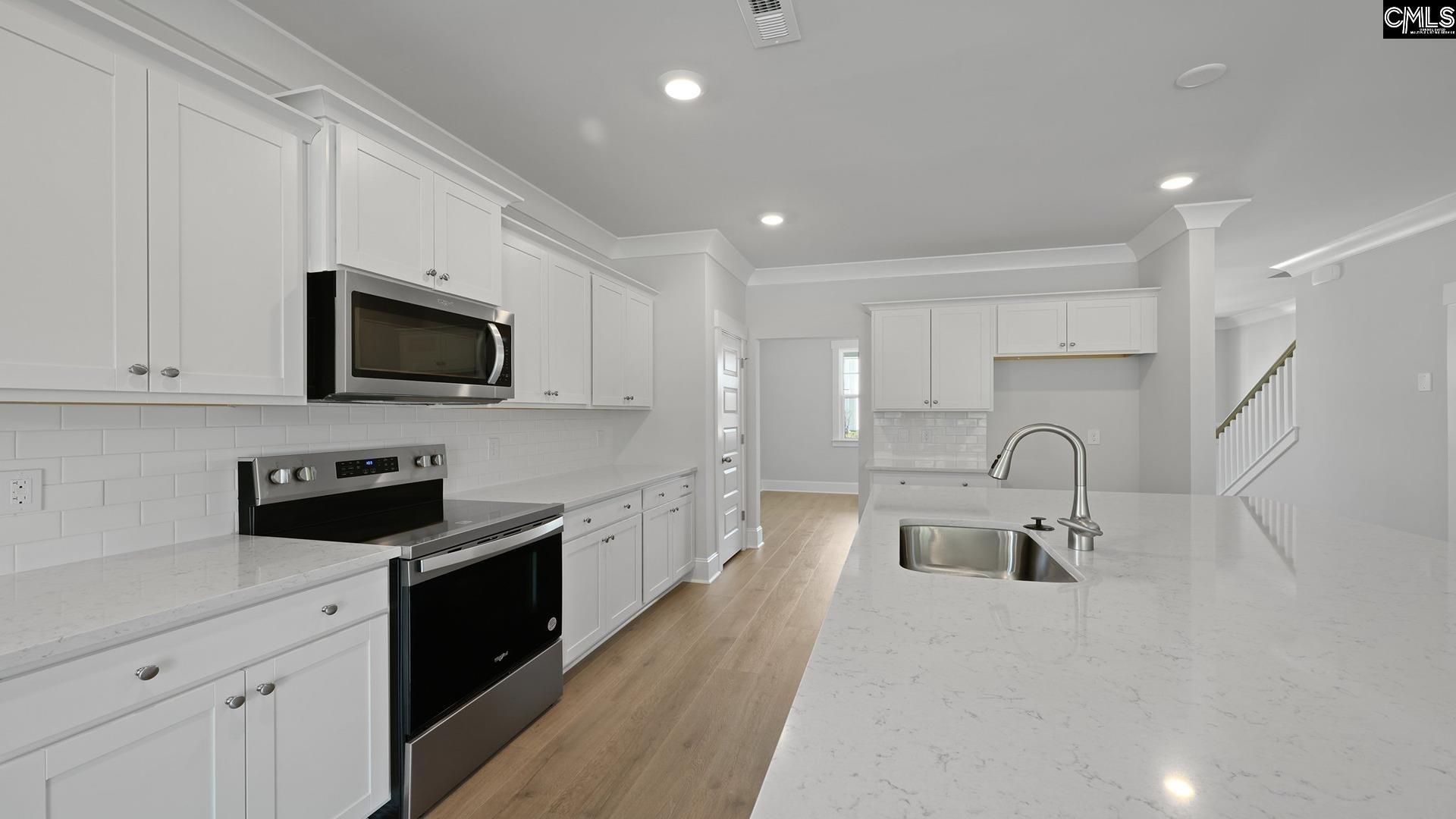 241 Livingston Woods Drive  Photo 7