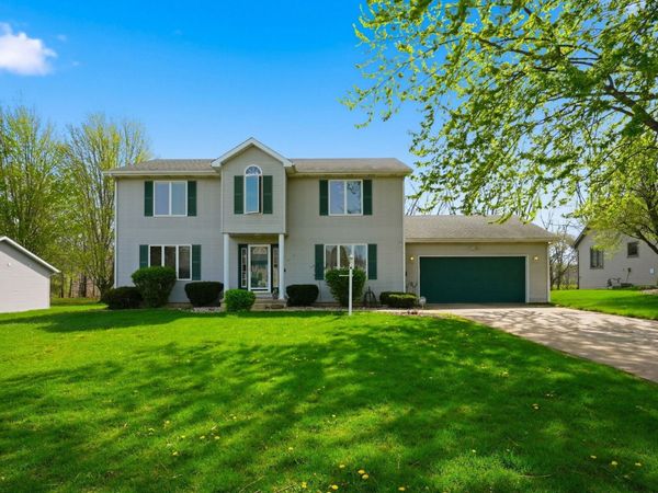 820 Lydia Drive, Warsaw, IN 46582
