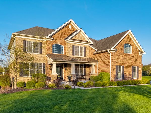 12 Wood Oaks Drive , South Barrington, IL 60010