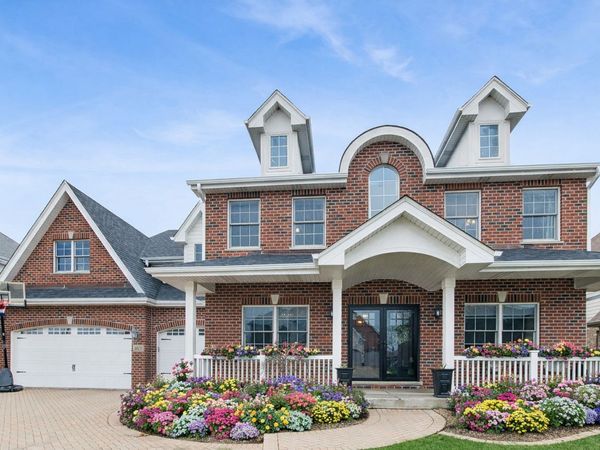 10835 Scarlet Drive , Orland Park, IL 60467