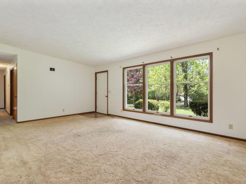 275 N Parkway Drive, Delaware, OH 43015 Photo 11