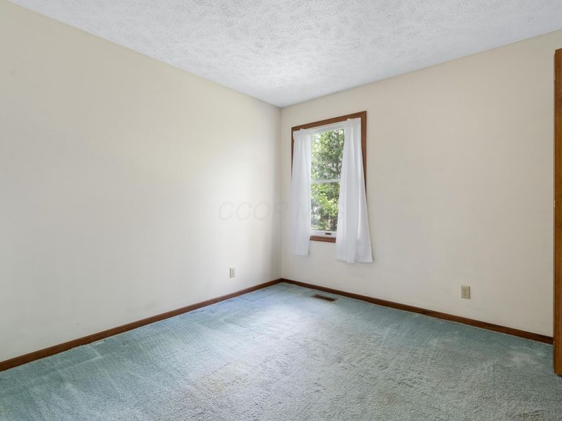 275 N Parkway Drive, Delaware, OH 43015 Photo 32