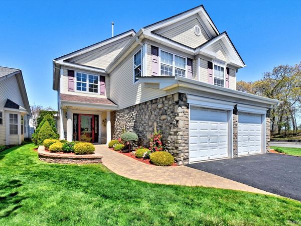 15 Marisa Drive , Middle Island, NY 11953