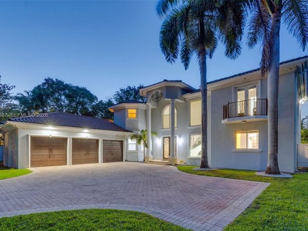8479 SW 122nd St, Miami, FL 33156