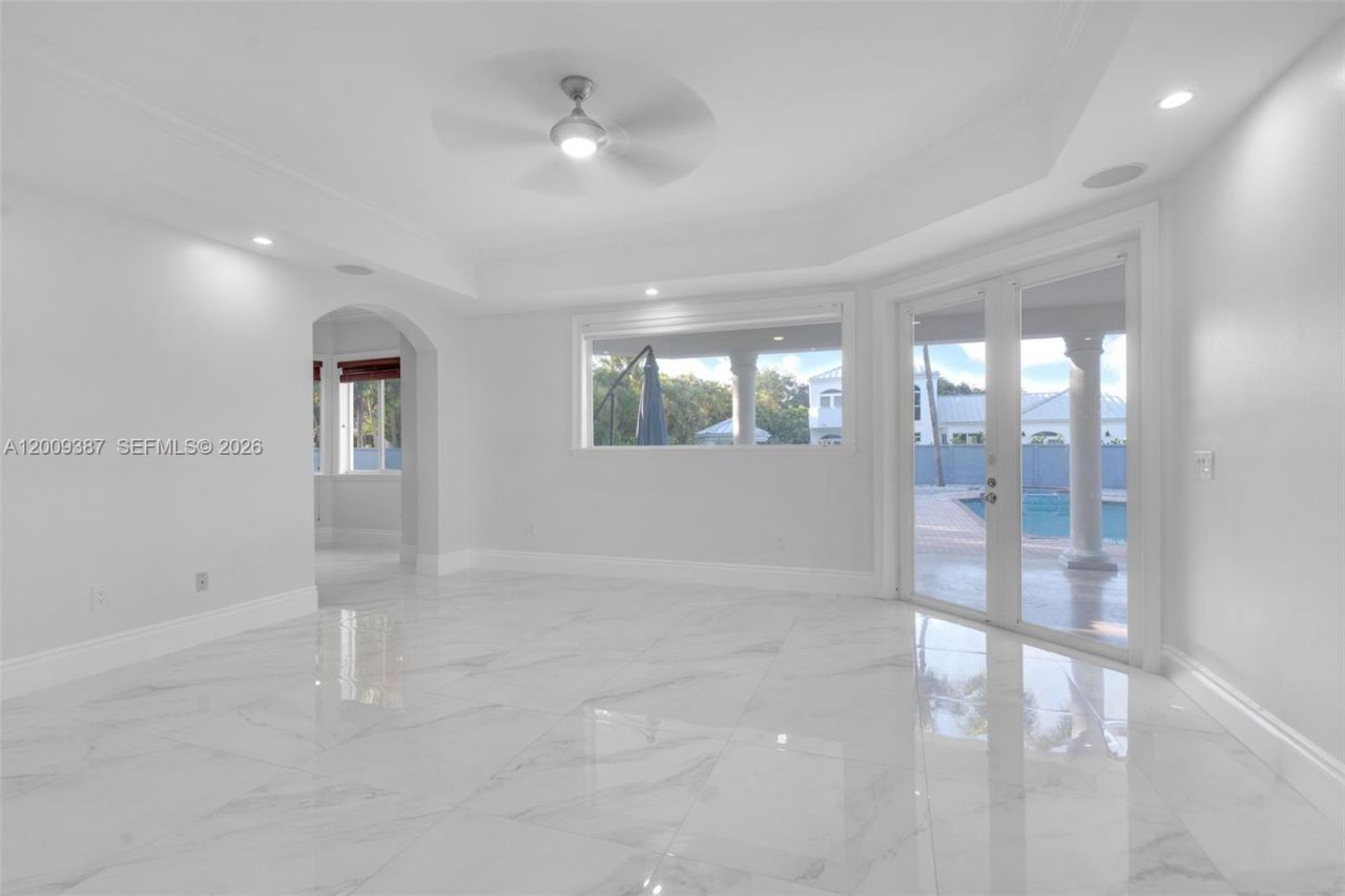 8479 SW 122nd St, Miami, FL 33156 Photo