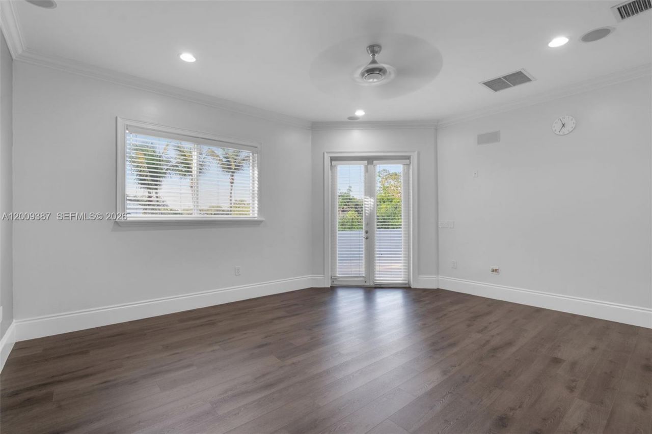 8479 SW 122nd St, Miami, FL 33156 Photo