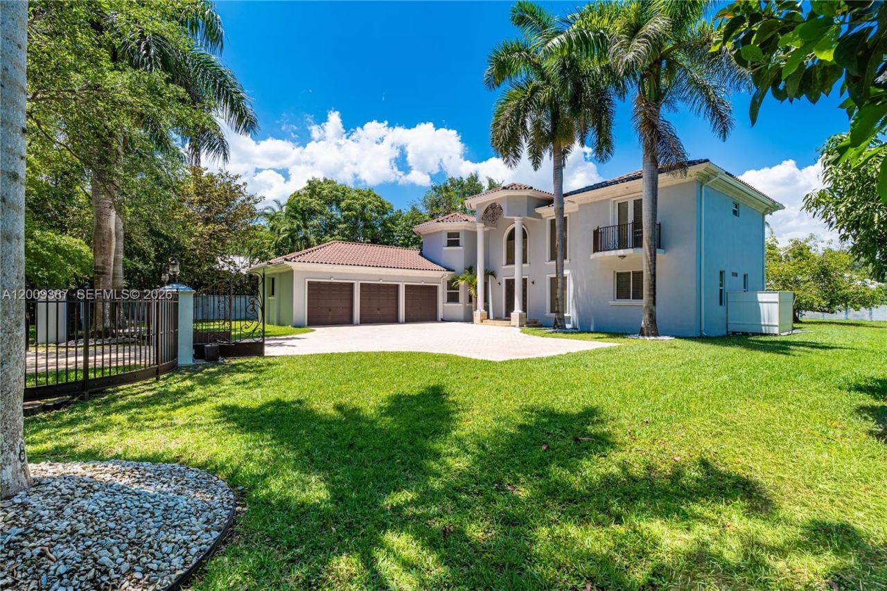 8479 SW 122nd St, Miami, FL 33156 Photo