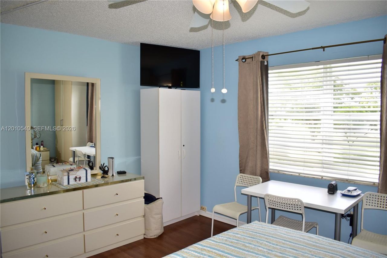 9321 Sunrise Lakes Blvd , Unit 201, Sunrise, FL 33322 Photo