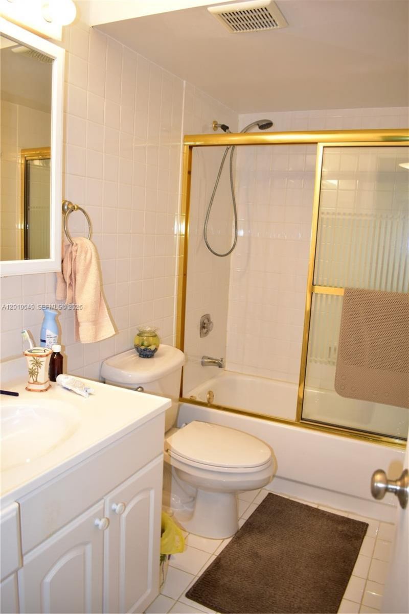 9321 Sunrise Lakes Blvd , Unit 201, Sunrise, FL 33322 Photo