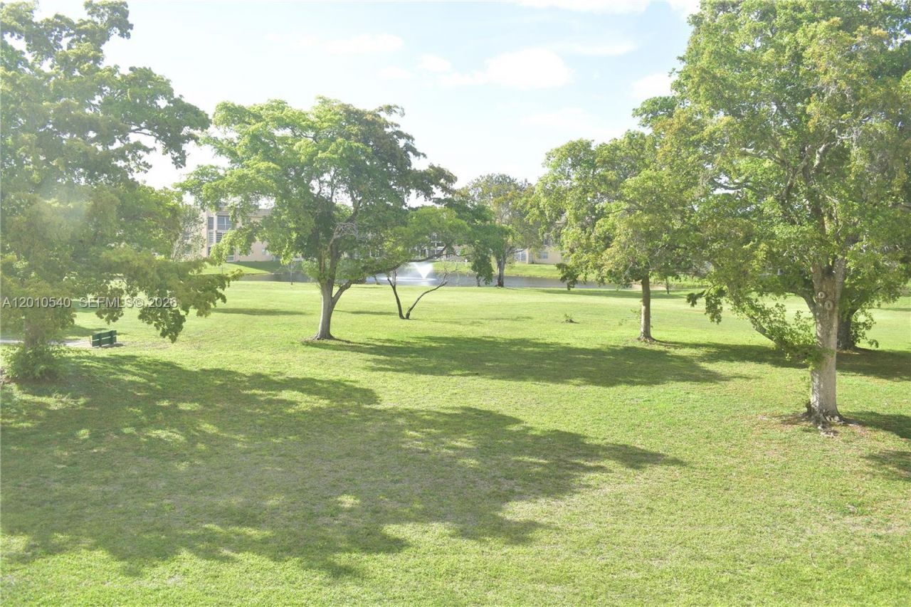 9321 Sunrise Lakes Blvd , Unit 201, Sunrise, FL 33322 Photo
