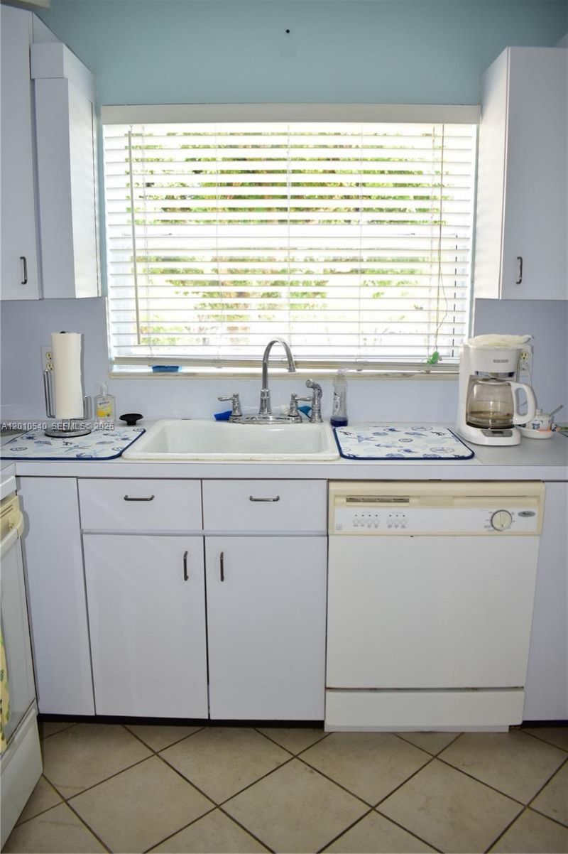 9321 Sunrise Lakes Blvd , Unit 201, Sunrise, FL 33322 Photo