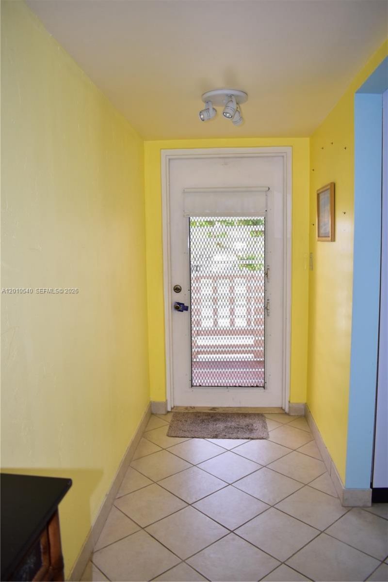 9321 Sunrise Lakes Blvd , Unit 201, Sunrise, FL 33322 Photo