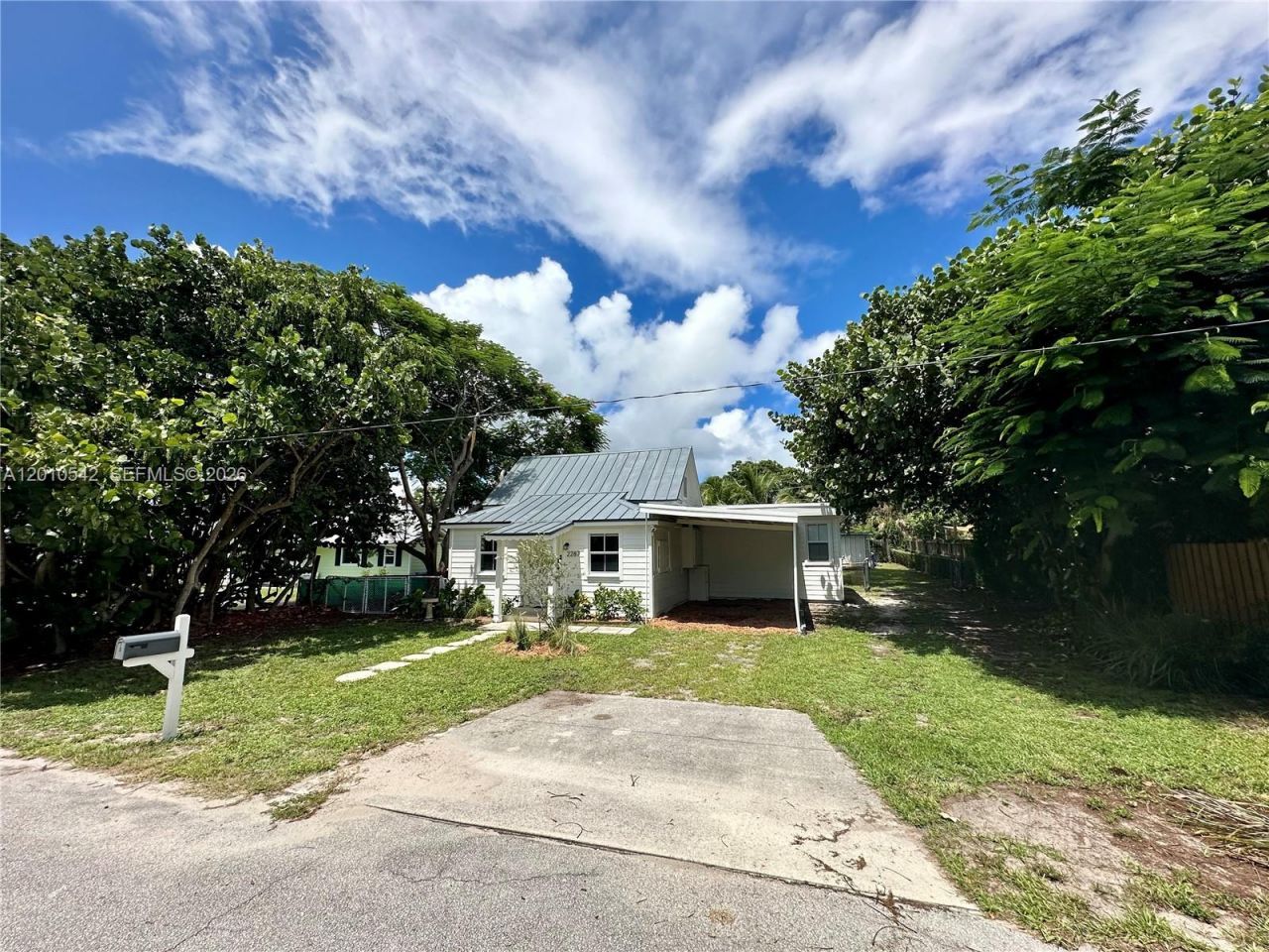 2287 NE Patrician St , Jensen Beach, FL 34957 Photo