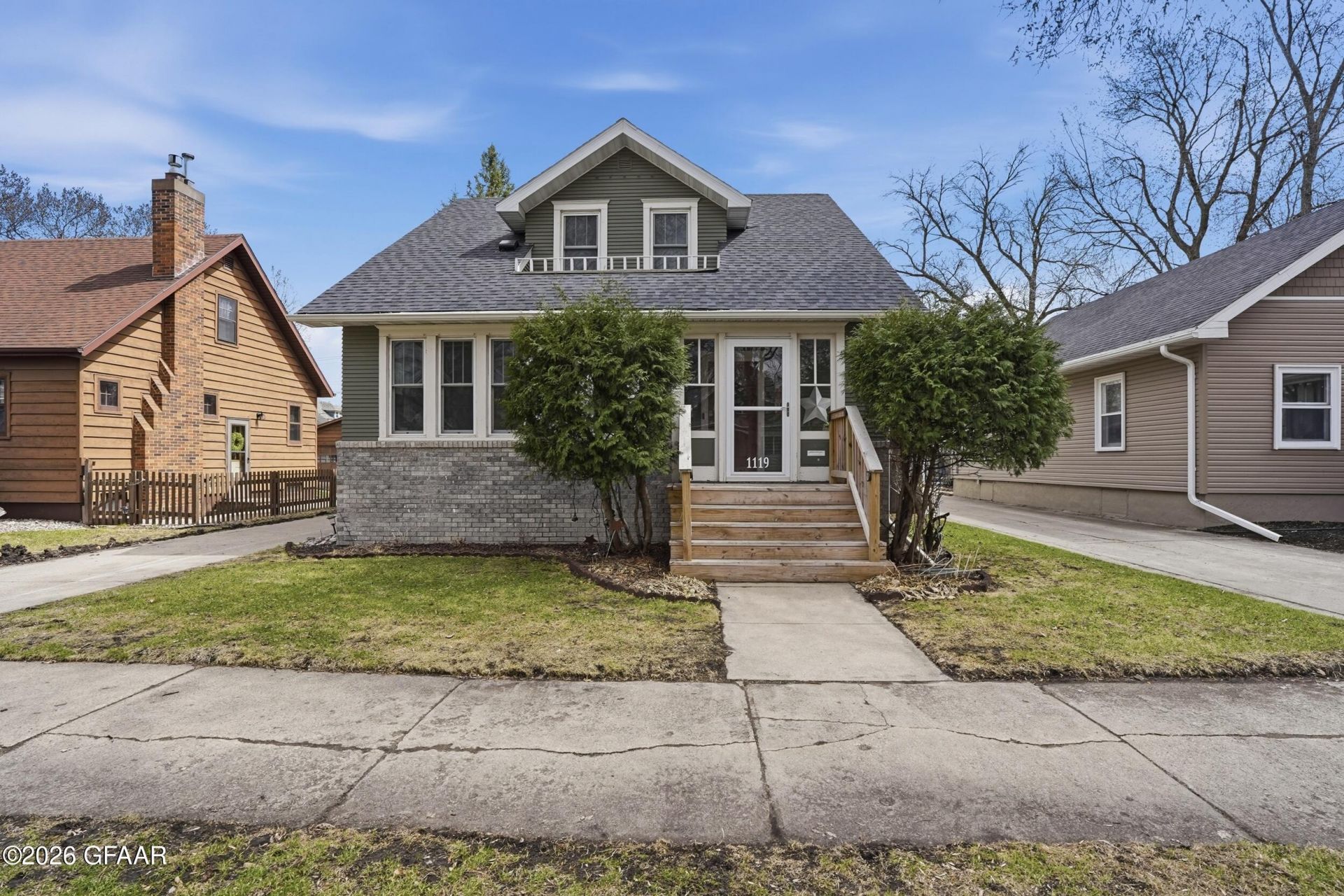 1119 Walnut Street, Grand Forks, ND 58201 Main Photo