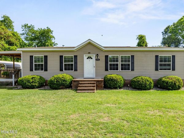 910 Beasleys Mill Road, Warsaw, NC 28398