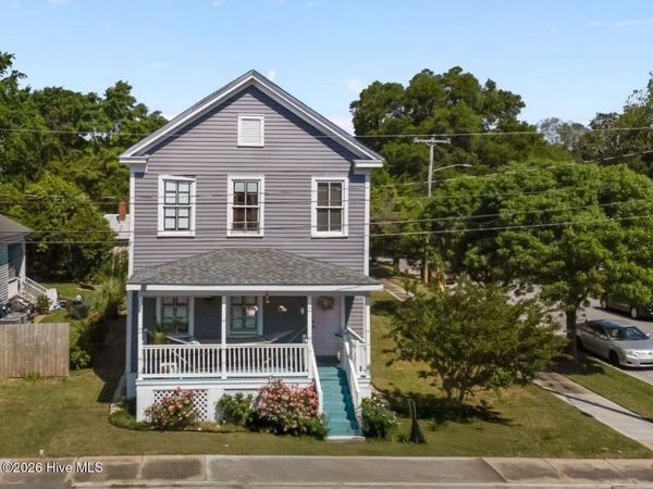 402 Dunn Street, New Bern, NC 28560