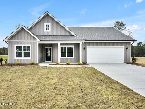110 Eddie Drive, Burgaw, NC 28425