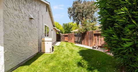 4064 Birchgrove Way, Sacramento, CA 95826 Photo