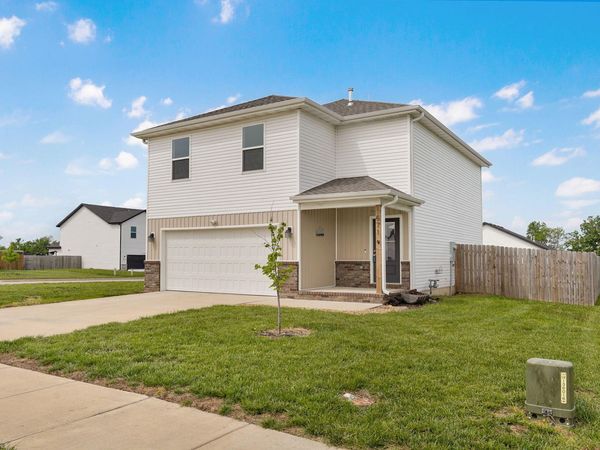 571 S Caroline Avenue, Republic, MO 65738