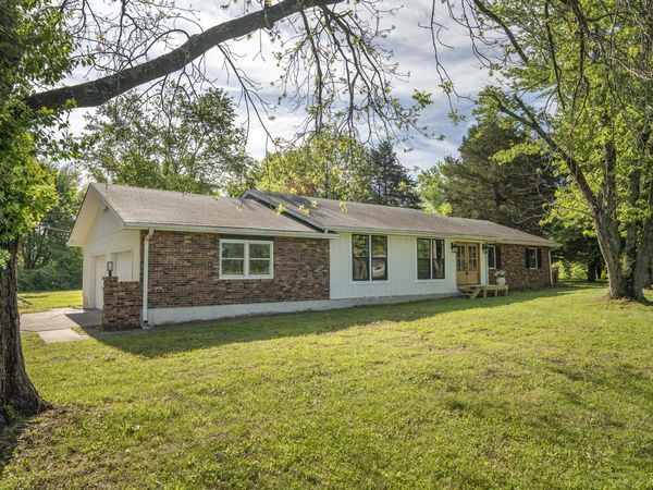 5816 E Farm Road 168 , Rogersville, MO 65742
