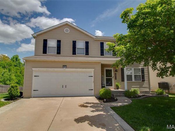 6811 Beall Court, Godfrey, IL 62035