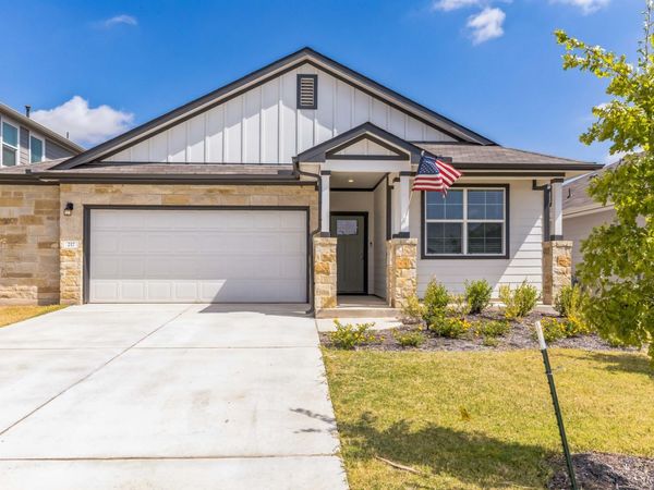 217 GREENS BAYOU TRL, Hutto, TX 78634