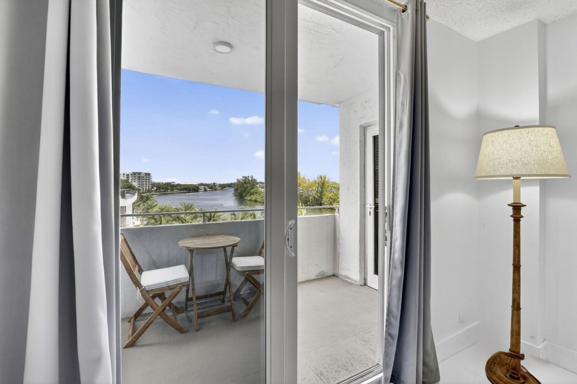 1170 N Federal Highway, Unit 501, Fort Lauderdale, FL 33304 Photo
