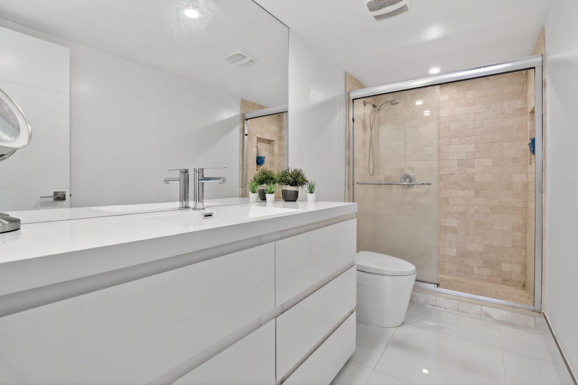 1170 N Federal Highway, Unit 501, Fort Lauderdale, FL 33304 Photo