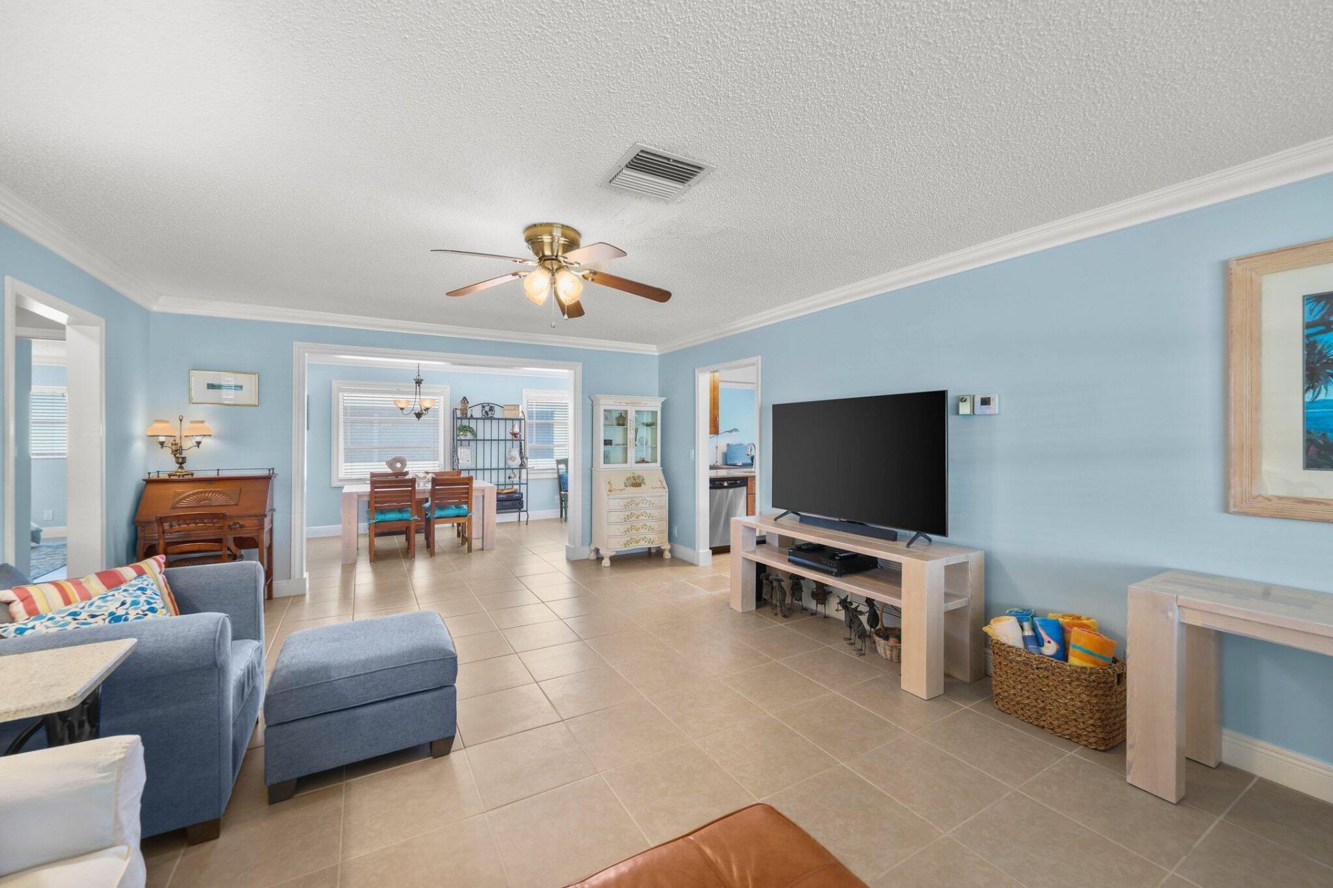 2114 SW 13th Place, Boynton Beach, FL 33426 Photo