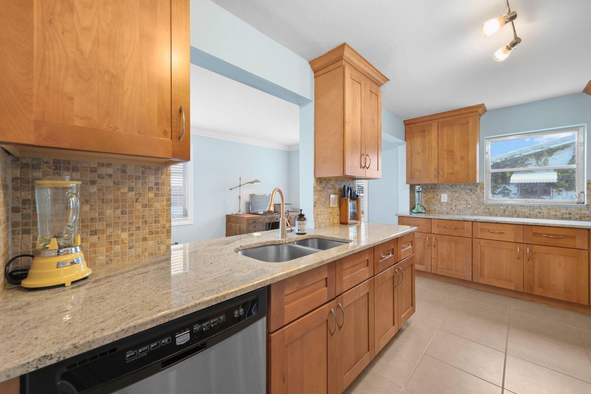 2114 SW 13th Place, Boynton Beach, FL 33426 Photo