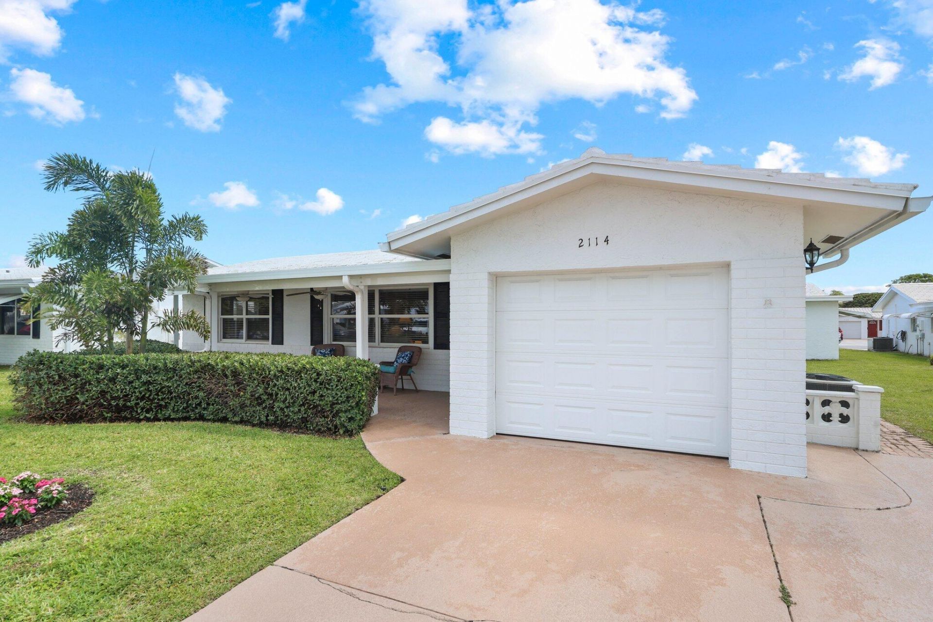 2114 SW 13th Place, Boynton Beach, FL 33426 Photo