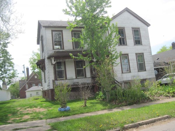 818 6th Street, LaSalle, IL 61301