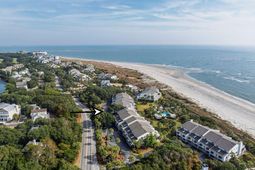 17 Beach Club Villas photo 4